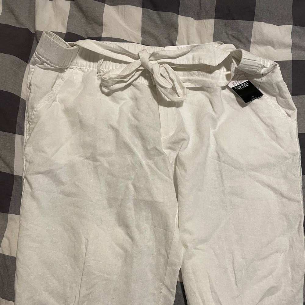 White paperbag cropped pants